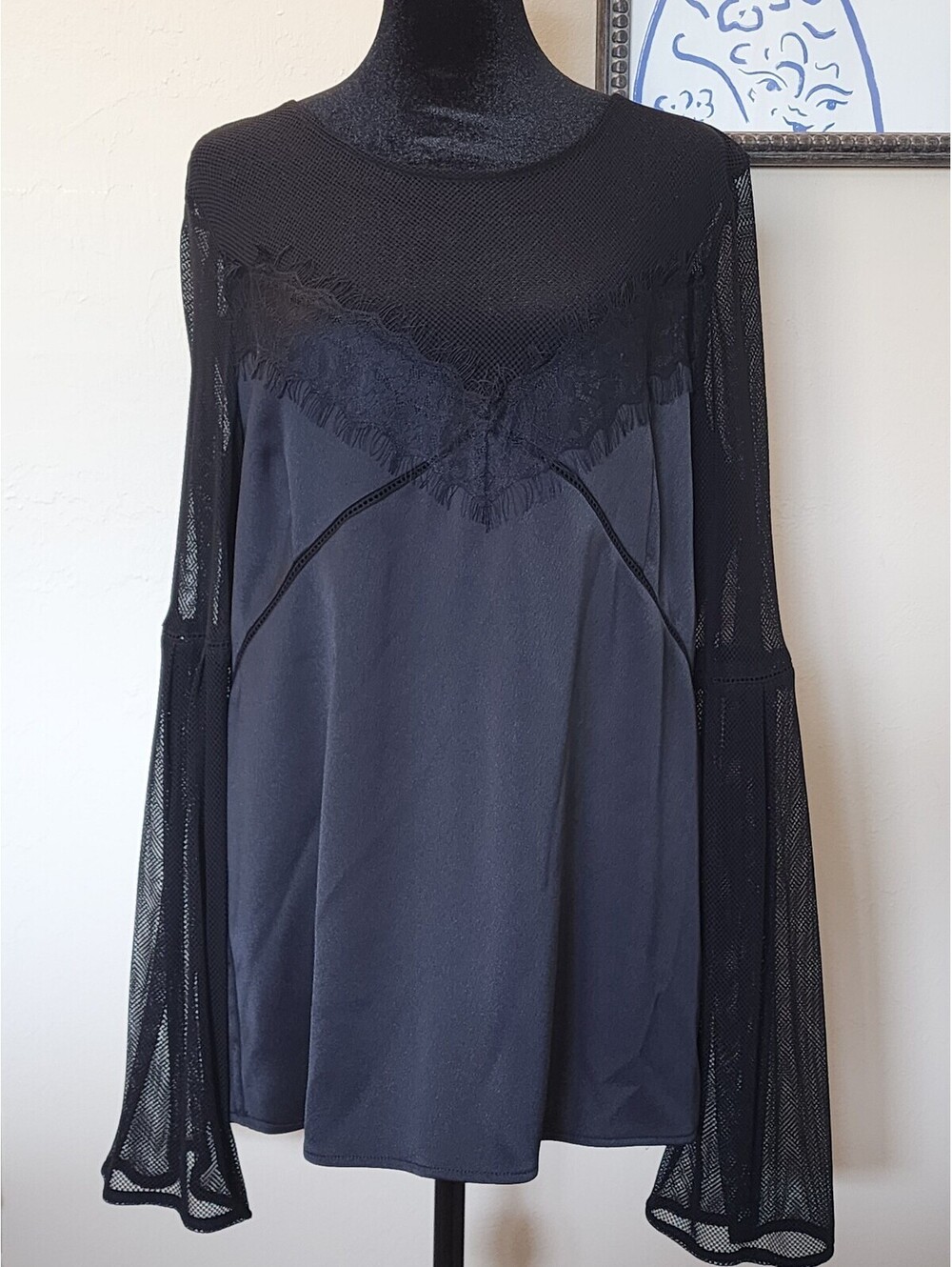 Marciano Los Angeles Women's Black Lace Detail Long Sleeve Blouse Size 46